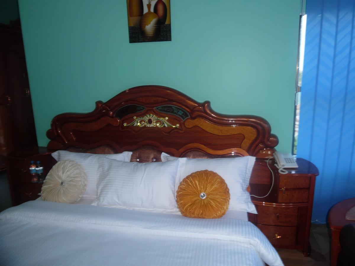Bl Airport Hotel Dar es Salaam Buitenkant foto